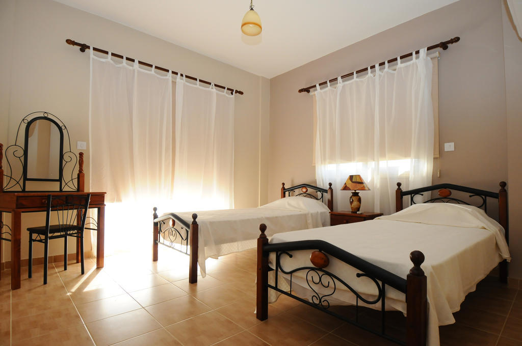 Citrus Grove Villa Argaka Zimmer foto